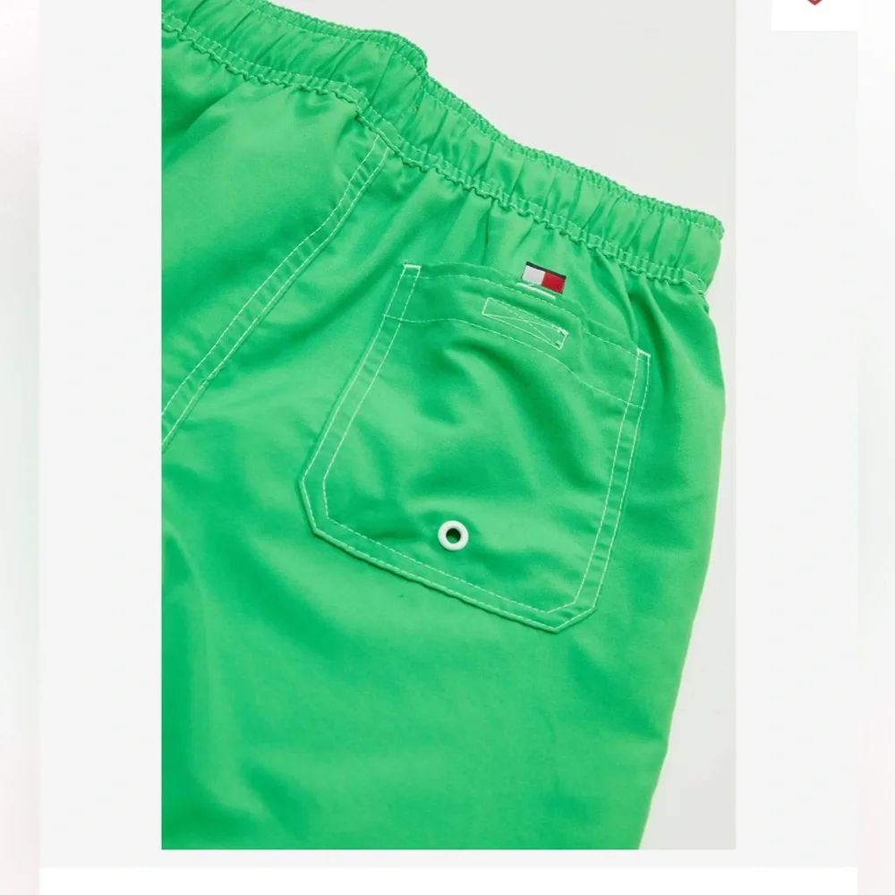 NWT Tommy Hilfiger Boys Tommy Script Swim Trunks with Liner‎ Preppy Classic